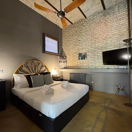 Monti Penthouse Apartment