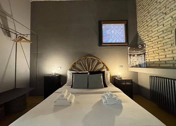 Monti Penthouse 公寓